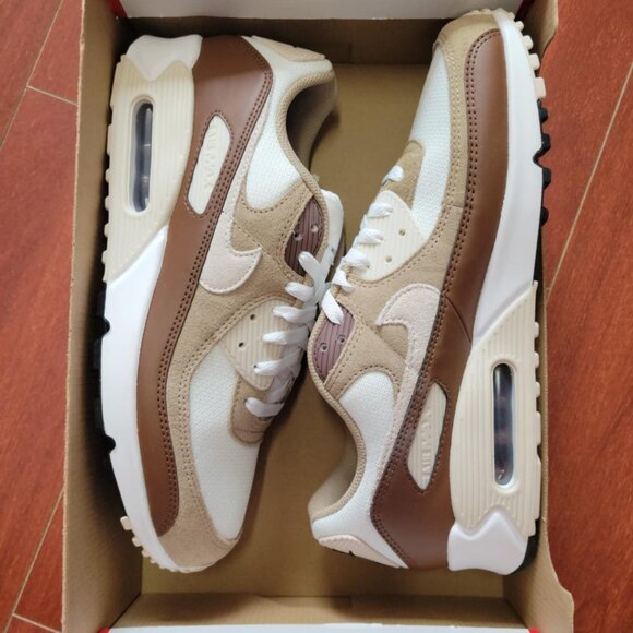 Nike Air Max 90 Summit - White Khaki - Picture 2 of 7